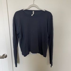 Lululemon Train to Be long sleeve top size L